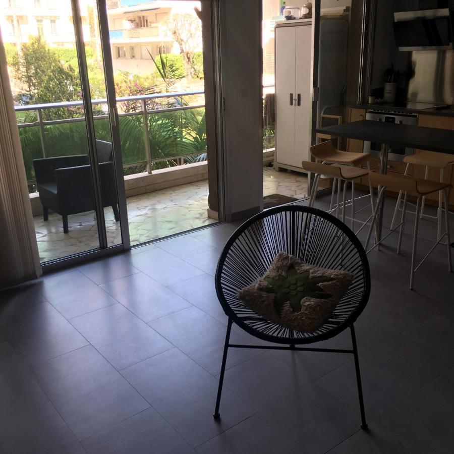 Le Studio Central Park Cannes Bagian luar foto